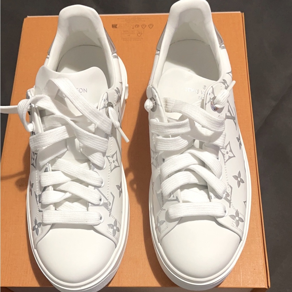 Louis Vuitton Time Out Sneakers